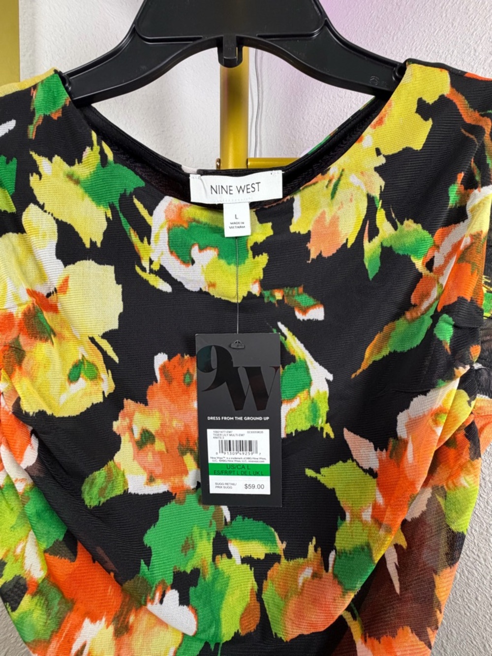 Nine West Black Floral Print Sleeveless Top with Green and Orange Accents Size L - Picture 4 of 5